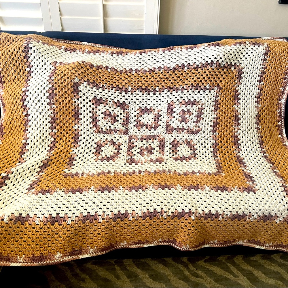 Vintage Crocheted Cotton Thread Brown & Tan Blanket Handmade Afgan Quilt Cream